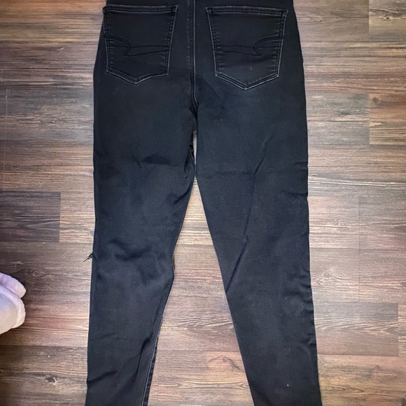 American Eagle Jeans Size 2! - Picture 1 of 2